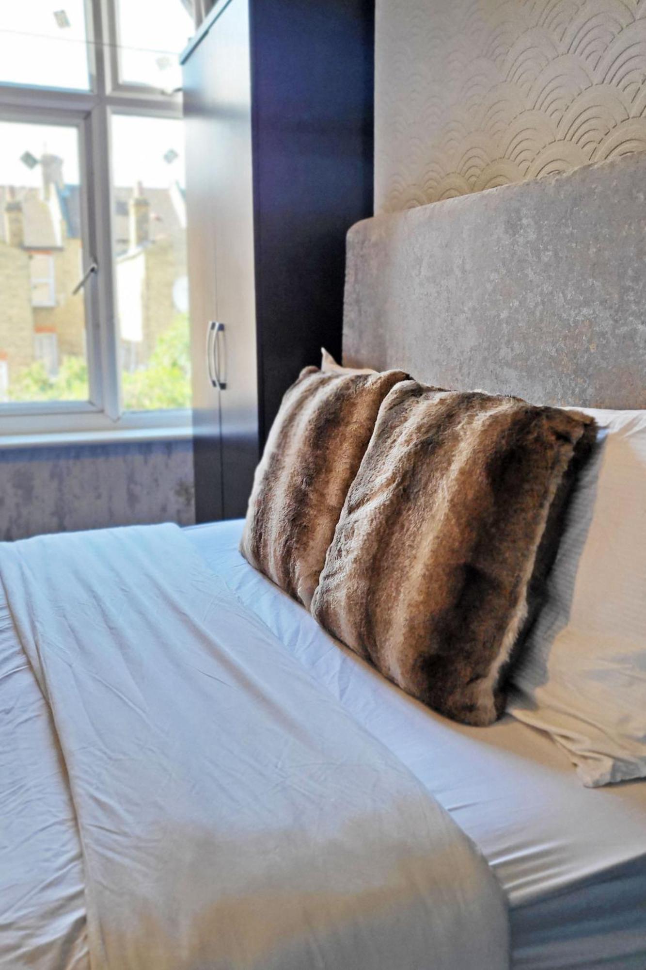 Spacious Room London Ngoại thất bức ảnh
